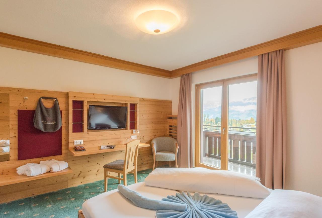 Hotel Berghof Ramsau am Dachstein Ngoại thất bức ảnh