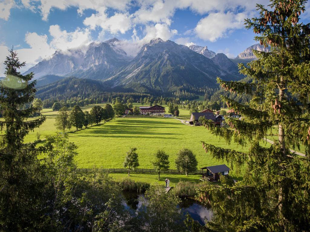 Hotel Berghof Ramsau am Dachstein Ngoại thất bức ảnh